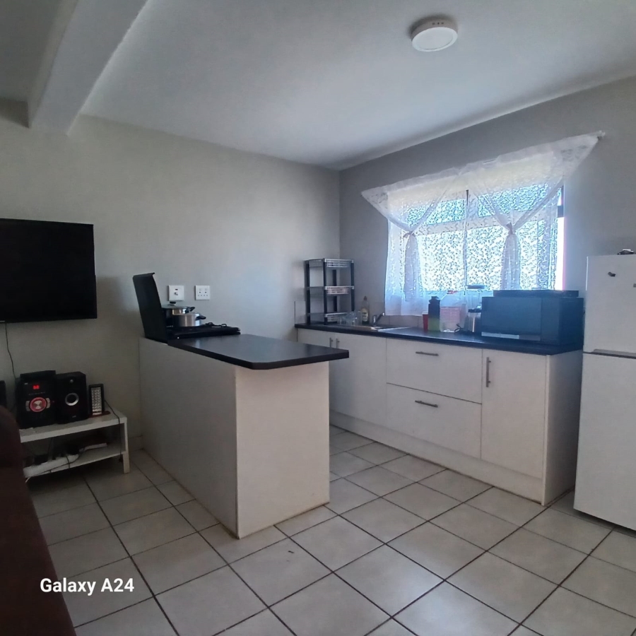 2 Bedroom Property for Sale in Kidds Beach Eastern Cape